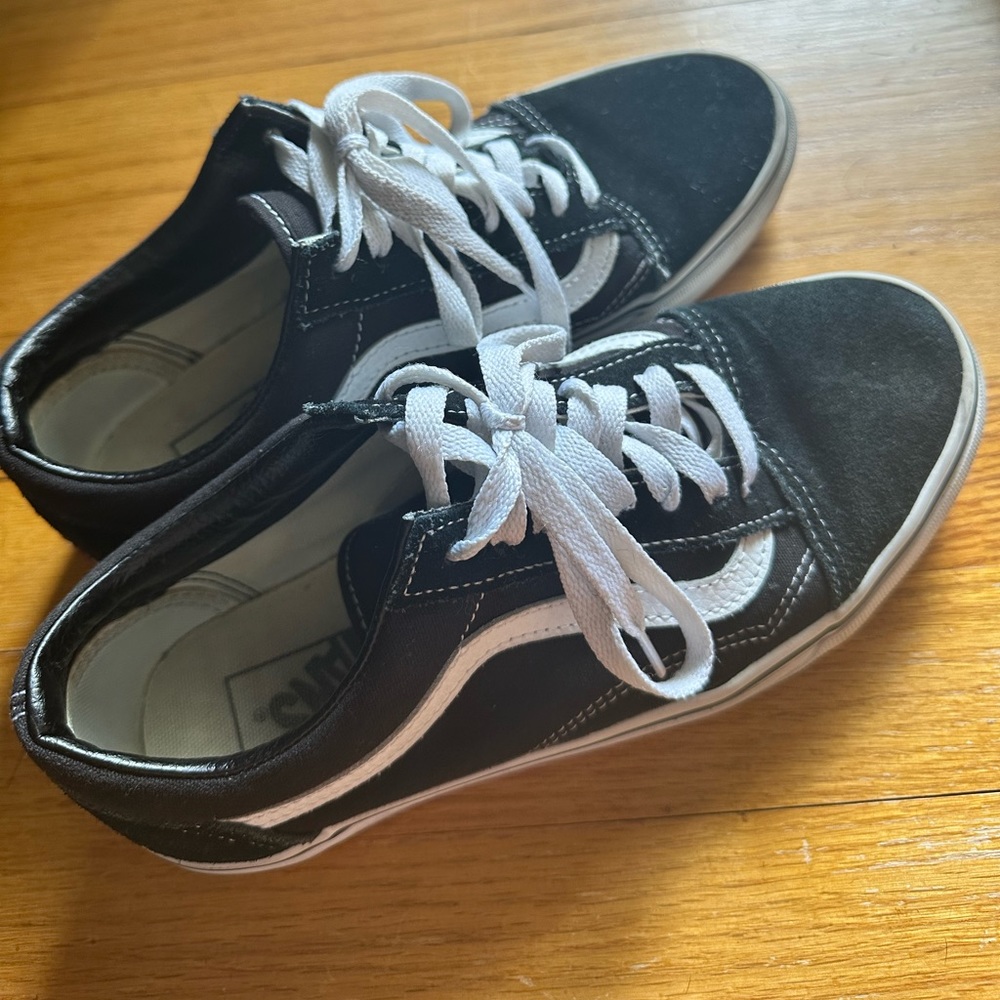 VANS Old Skool Women’s Sneakers